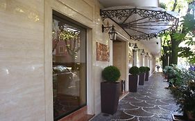 Ambasciatori Place Hotel