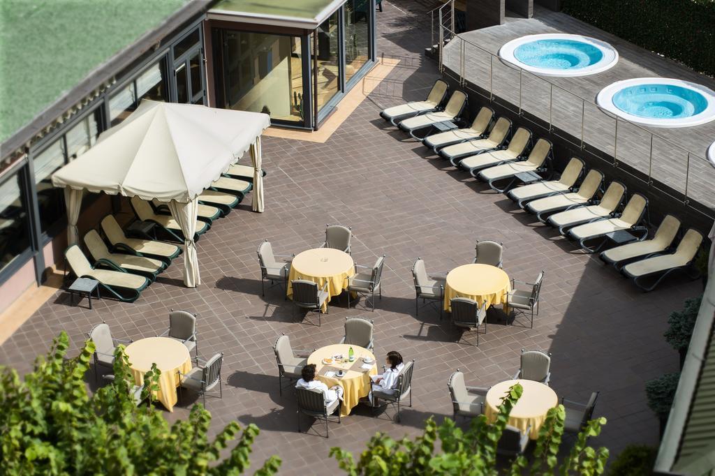 Ambasciatori Place Hotel Fiuggi Esterno foto