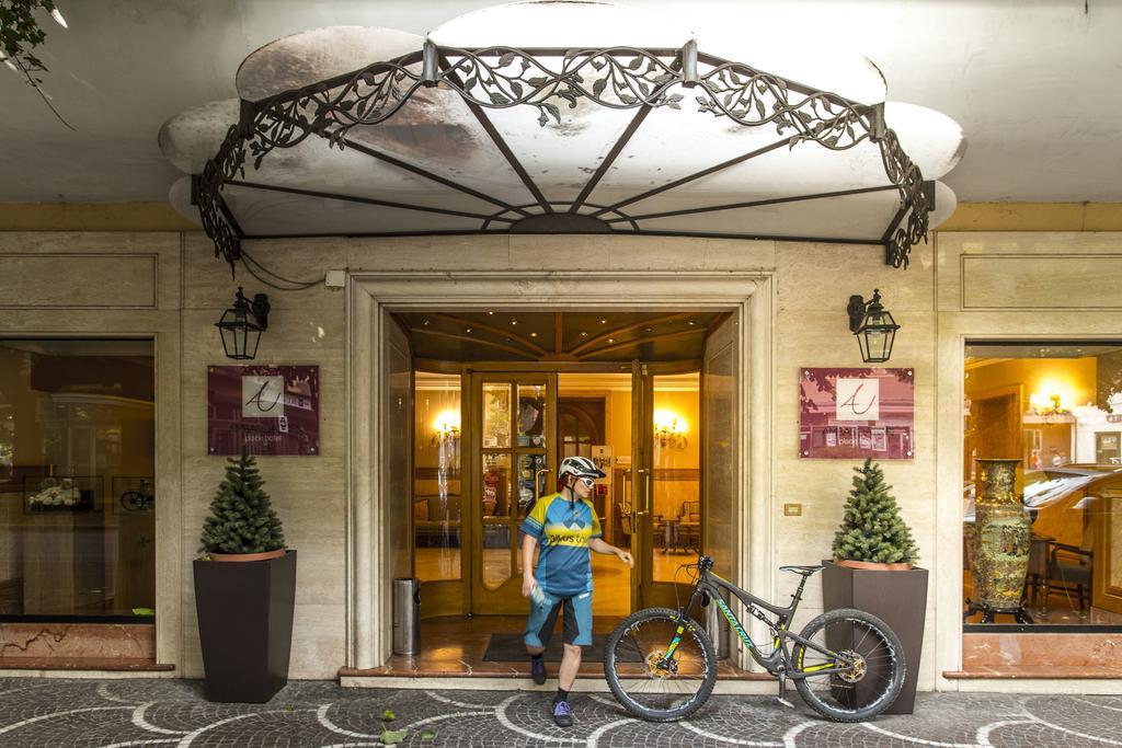 Ambasciatori Place Hotel Fiuggi Esterno foto